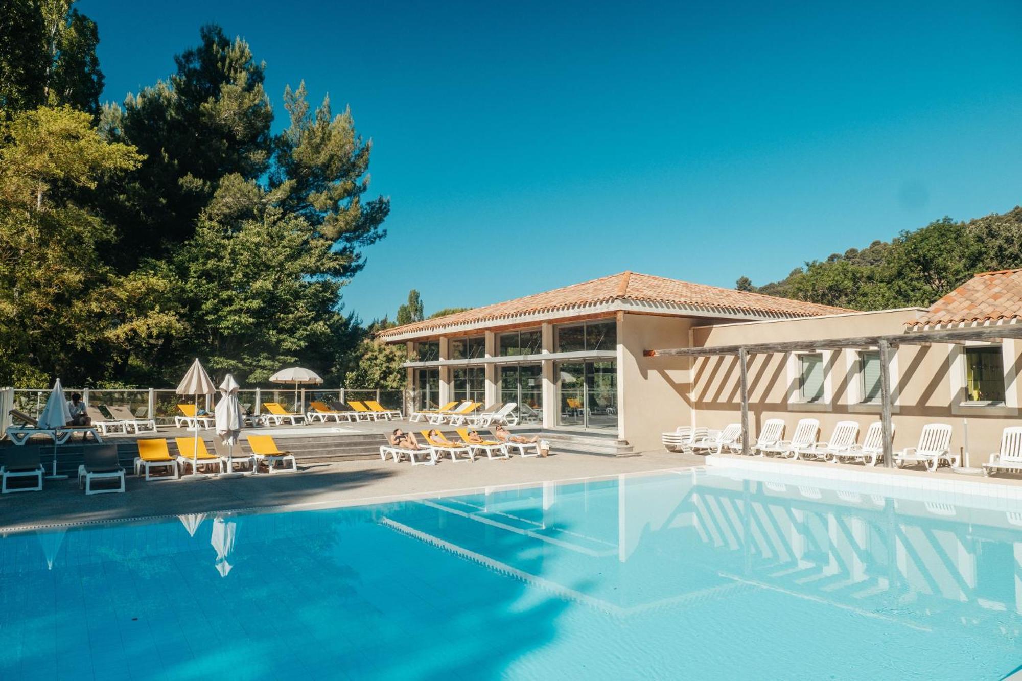 Club Bleues Domaine De Château Laval Gréoux-les-Bains